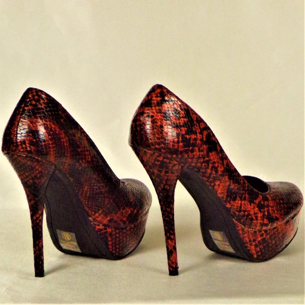 DELICIOUS size 8.5 orange/black faux-snakeskin ultra-high-heel platform pumps - Picture 7 of 14